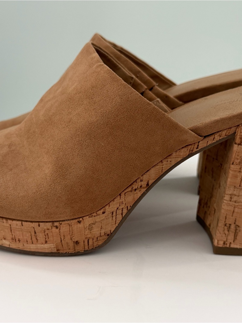 Universal Thread Beige Faux Suede Block Heel Open Toe Mules for Women size 9 - Picture 2 of 14